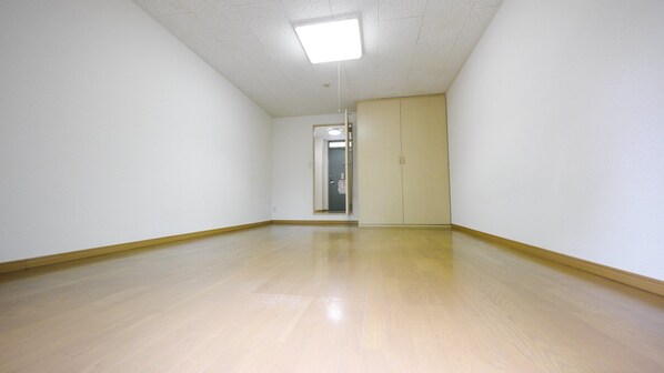 レオパレス円行の物件内観写真